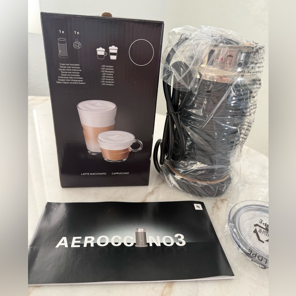 Nespresso Aeroccino 3 in Black and Silver, free 
modern glass  by Nespresso. - Picture 4 of 11